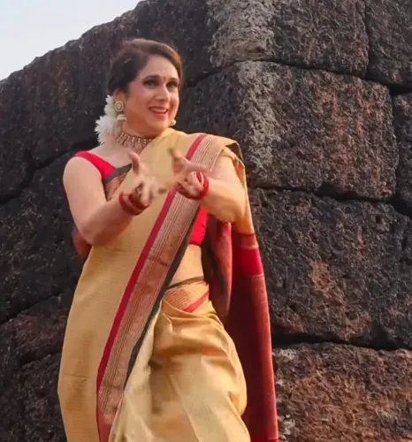 Meenakshi Seshadri recreates 'Anjali Anjali' in tribute to A.R. Rahman's 1994 classic