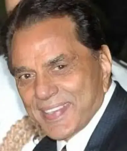 Why is Meenakshi Seshadri Grateful to Dharmendra for ‘Ghayal’?