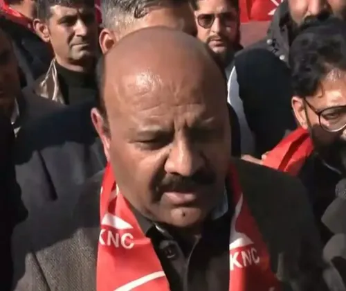 क्या महबूबा मुफ्ती के बयान बदलते रहते हैं, उन पर ध्यान नहीं दिया जाना चाहिए?