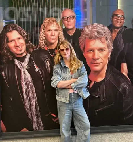 Melissa Rauch calls Bon Jovi concert a 'dream' as Bruce Springsteen surprises