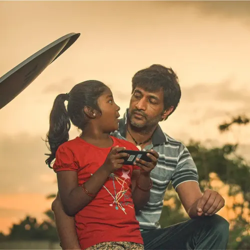 How does 'Mellisai' reflect ordinary lives and dreams?