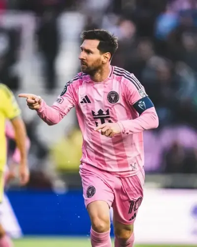 Lionel Messi Achieves 900 Goals, But Inter Miami Exits Concacaf Champions Cup