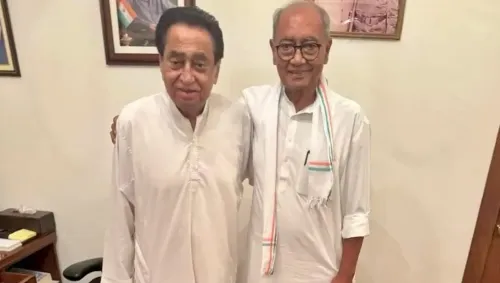 What Did Digvijaya Singh Discuss with Kamal Nath?