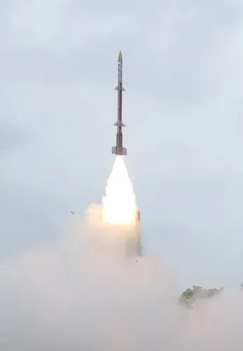 राजनाथ सिंह ने DRDO मिसाइल तकनीक भारतीय उद्योगों को सौंपने की दी मंजूरी, रक्षा आत्मनिर्भरता को बड़ा बल