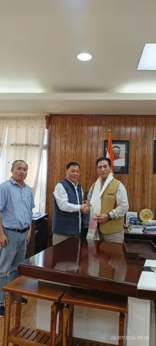 Mizoram CM Lalduhoma meets CADC chief Nirupam Chakma