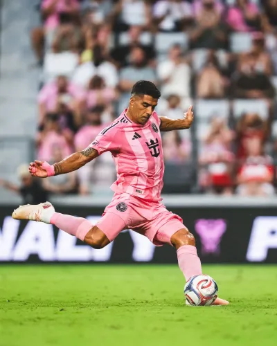 Suarez brace and Plambeck's first goal fire Inter Miami to fifth straight MLS win