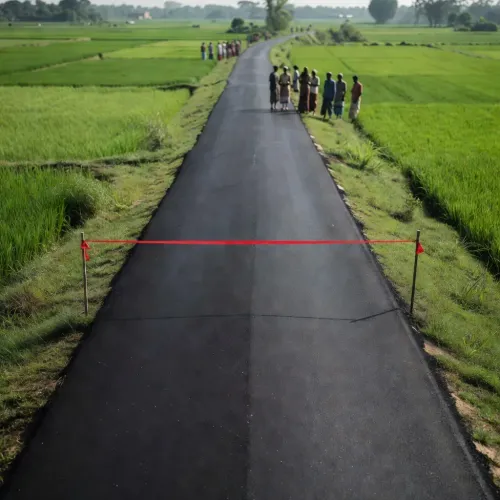 CM Yogi Inaugurates Rs 819 Cr Projects in Sultanpur