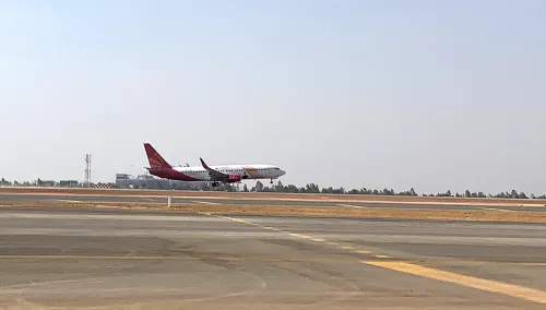 SpiceJet Encounters Trouble: Flight Redirected to Patna Airport Due to Windshield Issue