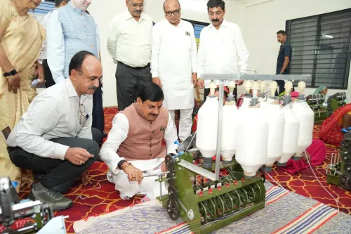 MP CM Marks National Handloom Day in Ujjain
