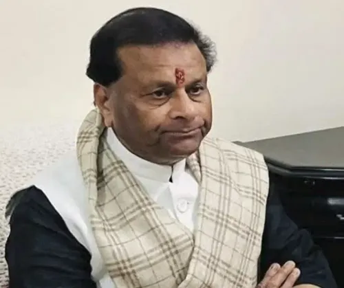 Jaibhan Singh Pawaiya Engages with Governor Patel as New Finance Commission Chairman