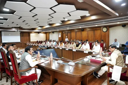 Will MP Govt Compensate Soya Farmers with Rs 300 Crore on Nov 13?