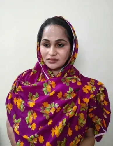 क्या मुंबई में फर्जी दस्तावेजों पर रह रही बांग्लादेशी 'गुरु मां' को गिरफ्तार किया गया?