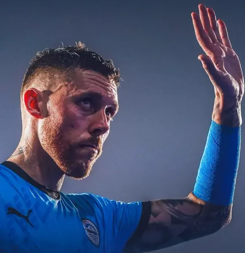 Did Mumbai City FC Say Goodbye to Spanish Defender Tiri?