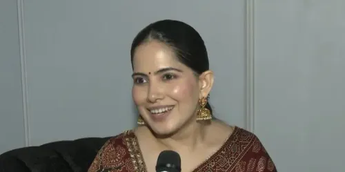 जया किशोरी का डिवाइन कॉन्सर्ट मुंबई में हाउसफुल, बोलीं — 'रास्ता कॉन्सर्ट का, मंजिल ईश्वर की'
