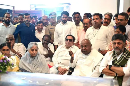 Kumaraswamy: Parents' 72-year bond a model for younger generation