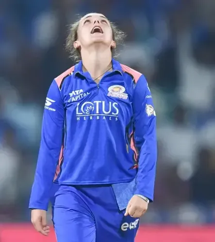 How Did Amelia Kerr Overcome Her Darkest Days?