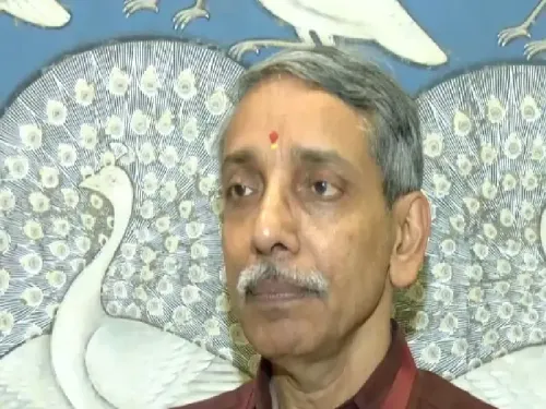 महिलाओं की शक्ति: नारी से नारायणी कार्यक्रम में शिक्षा में भागेदारी बढ़ाने पर जोर