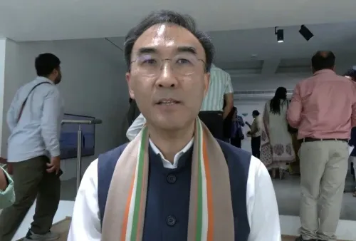 नई दिल्ली में 'एक्वा पैराडिसो' कोरियन कला प्रदर्शनी शुरू, राजदूत ली सियोंग हो बोले — भारत-कोरिया रिश्ते नई ऊंचाई पर