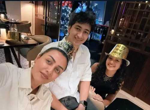 Did Namrata Shirodkar Capture Heartwarming Moments of Mahesh Babu with Daughter Sitara on New Year's Eve?