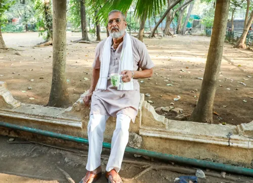 नाना पाटेकर का निधन: KBC में बताई थी मुंबई छोड़ गांव लौटने की वजह — 'मैं गांव का हूं, वहीं रहता हूं'