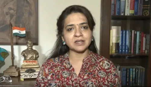 नरहरि जिरवाल पर विवाद: शाइना एनसी ने इस्तीफे की आवाज उठाई