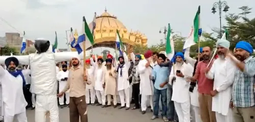 पंजाब बंद: नशे के खिलाफ किसान संगठनों का अमृतसर में गोल्डन गेट पर जोरदार प्रदर्शन