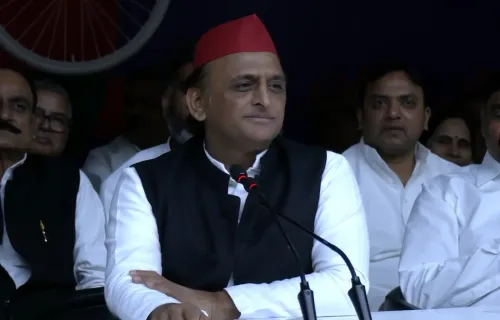 अखिलेश के आरोपों पर योगी मंत्रियों का पलटवार: 'सपा राज में नौकरी का रेट तय होता था'