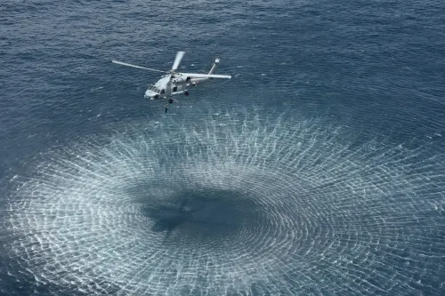 क्या नौसेना में शामिल होगी एमएच-60आर हेलीकॉप्टर्स की दूसरी स्क्वाड्रन?