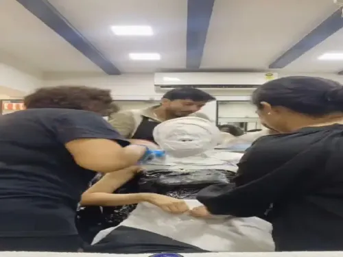 क्या नए साल पर अदा शर्मा का नया लुक आपको चौंका देगा?