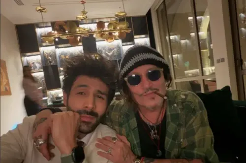 क्या कार्तिक आर्यन ने जॉनी डेप के साथ मुलाकात की?