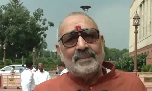 लोकसभा मानसून सत्र अनिश्चितकाल के लिए स्थगित, NDA सांसदों ने राहुल गांधी को ठहराया जिम्मेदार