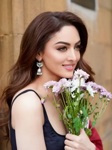 नीना गुप्ता के अनुभव से प्रेरित संदीपा धर का नया दृष्टिकोण, 'चुंबक' में मिली अनमोल सलाह