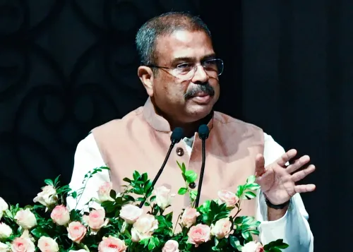 नीट यूजी पुनर्परीक्षा 21 जून: धर्मेंद्र प्रधान ने एनटीए मुख्यालय में की समीक्षा, पारदर्शिता का दिया भरोसा