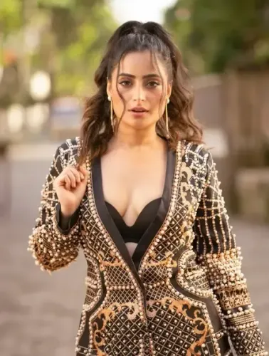 नील भट्ट से अलगाव की खबरों के बीच एक्ट्रेस ऐश्वर्या शर्मा ने फैंस से की ये भावुक अपील 