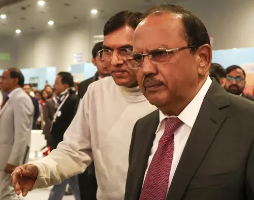 नेपाल के विदेश मंत्री शिशिर खनल ने NSA अजीत डोभाल से की मुलाकात, ऊर्जा-पर्यटन में द्विपक्षीय सहयोग पर बनी सहमति