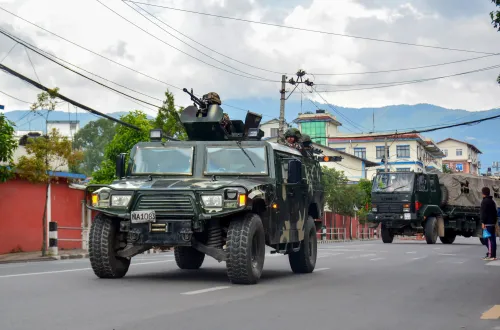 क्या नेपाल में जेनरेशन जेड फिर से सड़कों पर आया है? हिंसा के बाद कर्फ्यू लागू