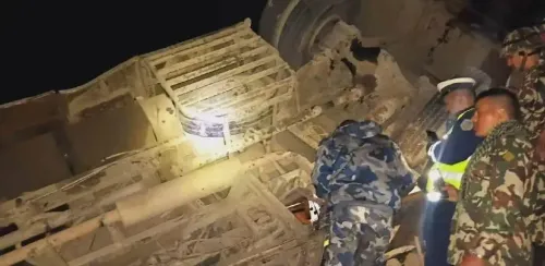 नेपाल में बस दुर्घटना: एक चीनी नागरिक की मौत और कई घायल