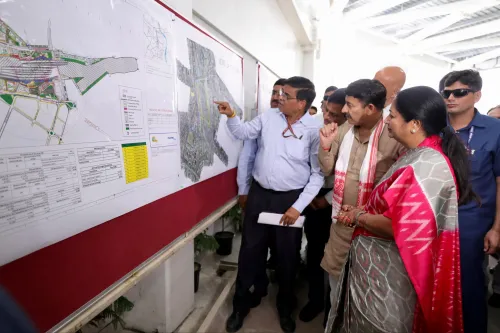 Is the New Delhi Railway Station Ready for Diwali with Modern Facilities?
