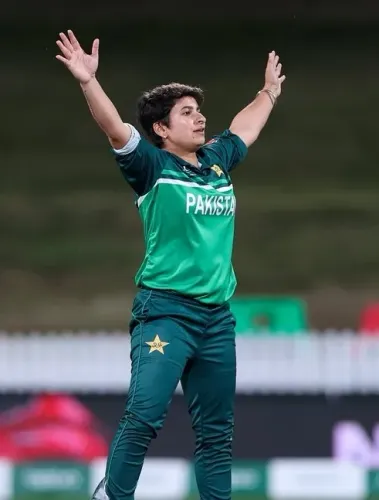 Nida Dar Announces Indefinite Leave from Cricket to Focus on Mental Health