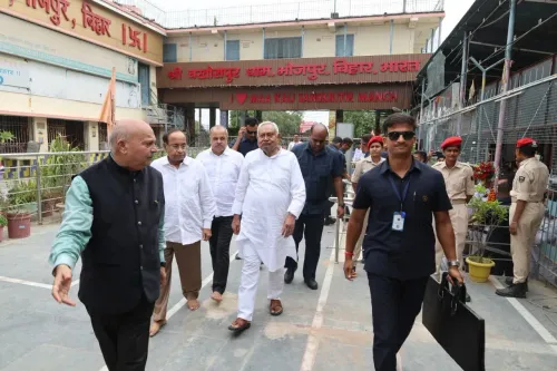 Nitish Kumar Offers Prayers at Bhojpur Kali Temple