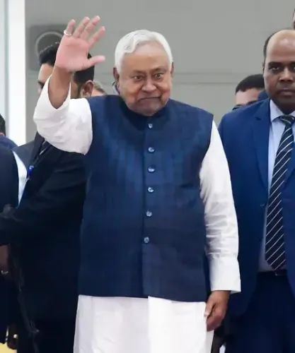 How is Nitish Kumar encouraging citizens to support a drug-free Bihar?