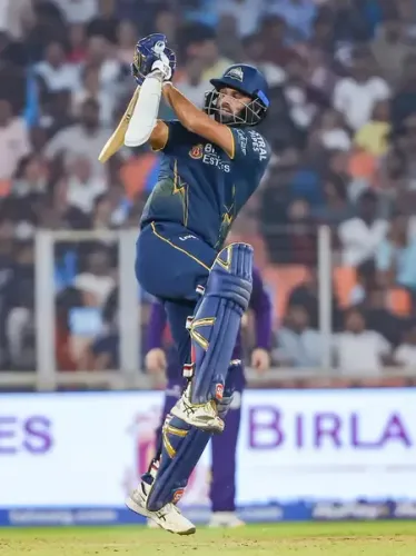 Gujarat Titans Assistant Coach Parthiv Patel Defends Washington Sundar's Limited Role in IPL 2026