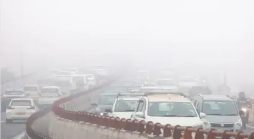 Delhi Faces Chilling Temperatures and Persistent Air Quality Issues