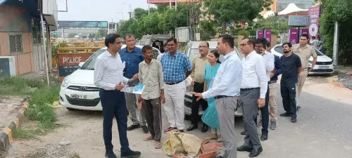 क्या नोएडा प्राधिकरण की समीक्षा बैठक में निर्माण कार्यों की धीमी गति पर सीईओ नाराज हुए?
