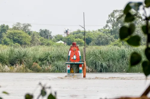 क्या नोएडा में यमुना का जलस्तर बढ़ने से बाढ़ का खतरा है?