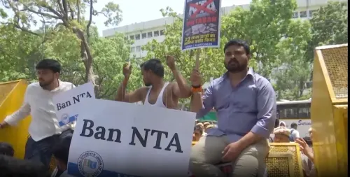 नीट पेपर लीक पर एनएसयूआई का देशव्यापी प्रदर्शन, एनटीए पर प्रतिबंध और धर्मेंद्र प्रधान के इस्तीफे की मांग