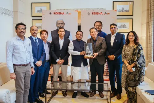 Odisha CM Majhi Meets POSCO, JSW in Mumbai to Woo Investment