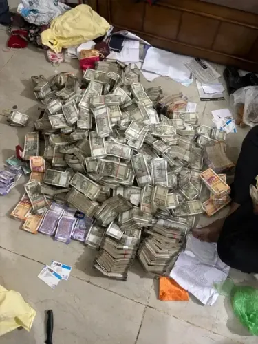 Major Cash Seizure: Over Rs 4 Crore Found at Mines Official's Flat in Odisha