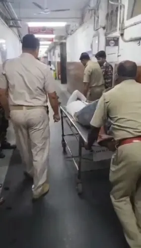 संबलपुर मुठभेड़: कफ सिरप तस्करों पर पुलिस की कार्रवाई, प्रीतम बिस्वाल के पैर में लगी गोली, 24 कार्टन जब्त