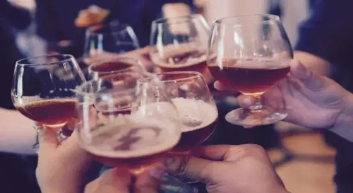 Estrogen Could Be a Factor in Women's Binge Drinking: Research Findings